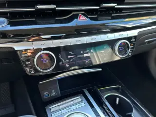 Genesis G80 2023 AWD 2.5T 4dr Sedan
