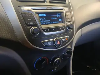 Hyundai ACCENT 2016 SE 4dr Sedan 6A