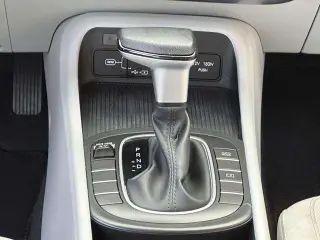 Hyundai KONA 2024 SE 4dr Crossover