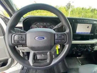 Ford F-250 Super Duty 2023 4x4 King Ranch 4dr Crew Cab 6.8 ft. SB Pickup