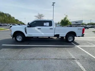 Ford F-250 Super Duty 2023 4x4 King Ranch 4dr Crew Cab 6.8 ft. SB Pickup