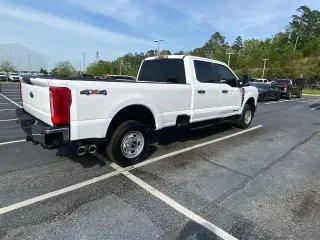 Ford F-250 Super Duty 2023 4x4 King Ranch 4dr Crew Cab 6.8 ft. SB Pickup