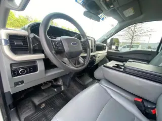 Ford F-250 Super Duty 2023 4x4 King Ranch 4dr Crew Cab 6.8 ft. SB Pickup