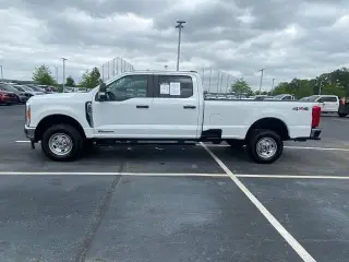 Ford F-250 Super Duty 2023 4x4 King Ranch 4dr Crew Cab 6.8 ft. SB Pickup