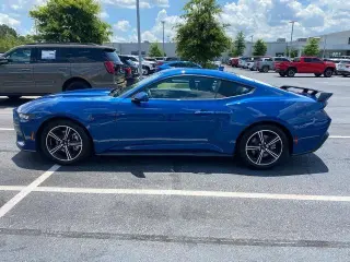 Ford Mustang 2024 EcoBoost Premium 2dr Fastback