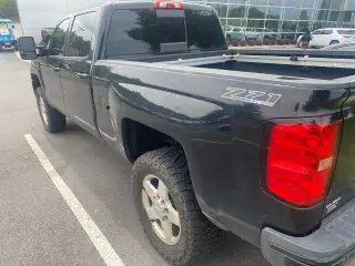 Chevrolet Silverado 2500HD 2015 4x4 LTZ 4dr Crew Cab SB