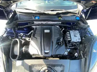 Porsche Macan 2022 AWD S 4dr SUV