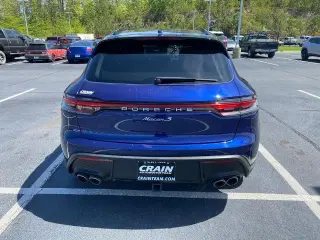 Porsche Macan 2022 AWD S 4dr SUV