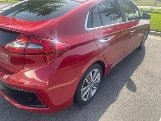 Hyundai IONIQ Hybrid 2019 Limited 4dr Hatchback