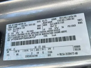 Ford F-150 2025 4x2 XLT 4dr SuperCrew 5.5 ft. SB
