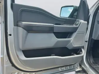 Ford F-150 2025 4x2 XLT 4dr SuperCrew 5.5 ft. SB
