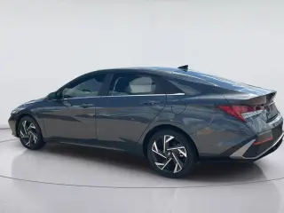 Hyundai ELANTRA 2024 Limited 4dr Sedan