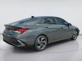 Hyundai ELANTRA 2024 Limited 4dr Sedan