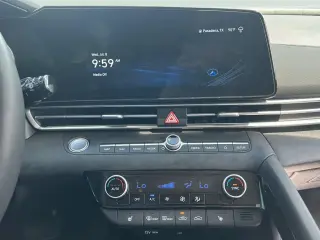Hyundai ELANTRA 2024 Limited 4dr Sedan