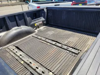 Ford F-150 2023 4x4 Lariat 4dr SuperCrew 5.5 ft. SB