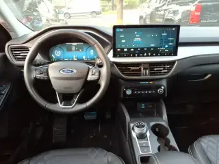 Ford Escape 2023 AWD Platinum 4dr SUV