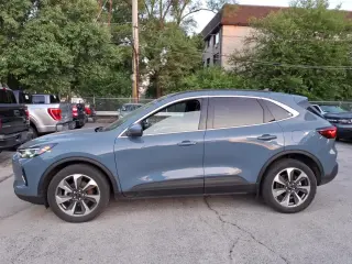 Ford Escape 2023 AWD Platinum 4dr SUV