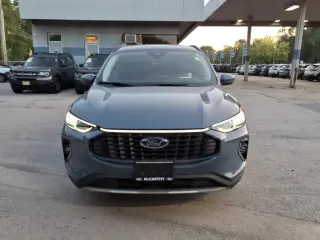 Ford Escape 2023 AWD Platinum 4dr SUV