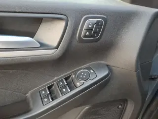 Ford Escape 2023 AWD Platinum 4dr SUV