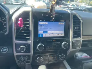 Ford F-150 2019 4x4 Platinum 4dr SuperCrew 5.5 ft. SB