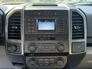 Ford F-150 2018 4x4 Lariat 4dr SuperCrew 5.5 ft. SB