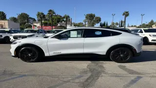 Ford Mustang Mach-E 2022 California Route 1 4dr SUV