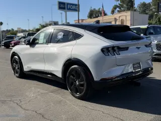 Ford Mustang Mach-E 2022 California Route 1 4dr SUV