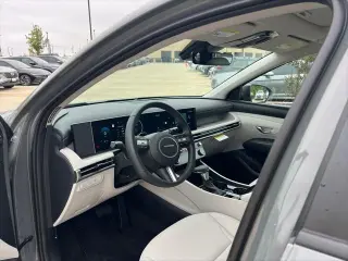 Hyundai TUCSON 2026 SEL Premium 4dr SUV