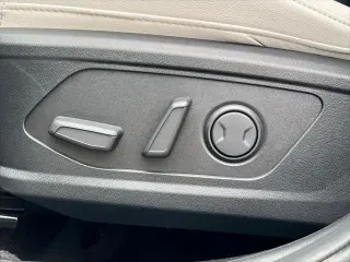 Hyundai TUCSON 2026 SEL Premium 4dr SUV