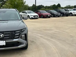 Hyundai TUCSON 2026 SEL Premium 4dr SUV
