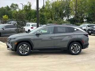 Hyundai TUCSON 2026 SEL Premium 4dr SUV