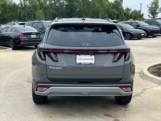 Hyundai TUCSON 2026 SEL Premium 4dr SUV