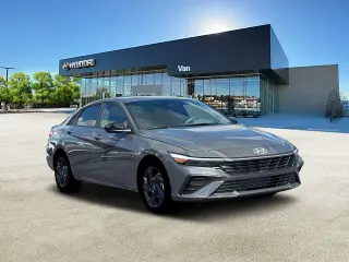 Hyundai ELANTRA 2026 SEL Sport 4dr Sedan