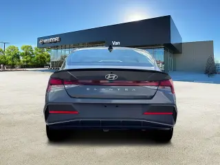 Hyundai ELANTRA 2026 SEL Sport 4dr Sedan