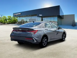 Hyundai ELANTRA 2026 SEL Sport 4dr Sedan