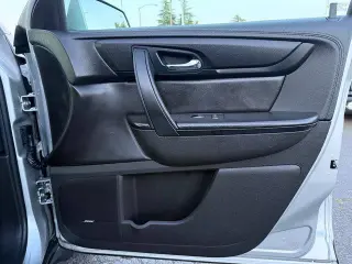 Chevrolet Traverse 2016 LT 4dr SUV w/2LT