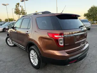 Ford Explorer 2012 AWD XLT 4dr SUV