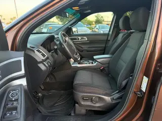 Ford Explorer 2012 AWD XLT 4dr SUV