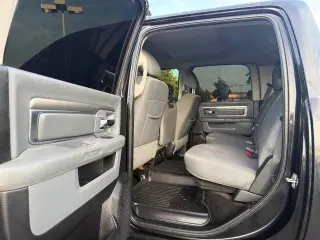 Ram 1500 2018 4x4 Big Horn 4dr Crew Cab 5.5 ft. SB Pickup