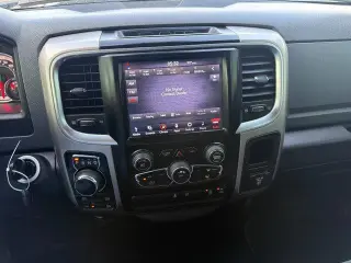 Ram 1500 2018 4x4 Big Horn 4dr Crew Cab 5.5 ft. SB Pickup