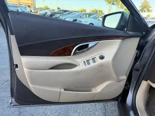 Buick LaCrosse 2010 CXL 4dr Sedan