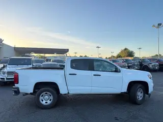 Chevrolet Colorado 2019 4x2 Work Truck 4dr Crew Cab 5 ft. SB