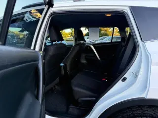 Toyota RAV4 2015 LE 4dr SUV