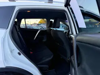 Toyota RAV4 2015 LE 4dr SUV