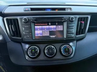Toyota RAV4 2015 LE 4dr SUV