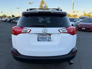 Toyota RAV4 2015 LE 4dr SUV