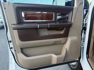 Ram 1500 2011 4x4 ST 4dr Crew Cab 5.5 ft. SB Pickup