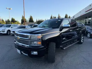 Chevrolet Silverado 1500 2015 4x4 High Country 4dr Crew Cab 5.8 ft. SB