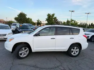 Toyota RAV4 2008 4x4 Base 4dr SUV
