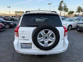 Toyota RAV4 2008 4x4 Base 4dr SUV